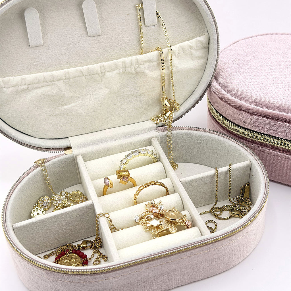 Velvet Oval Jewelry Travel Case