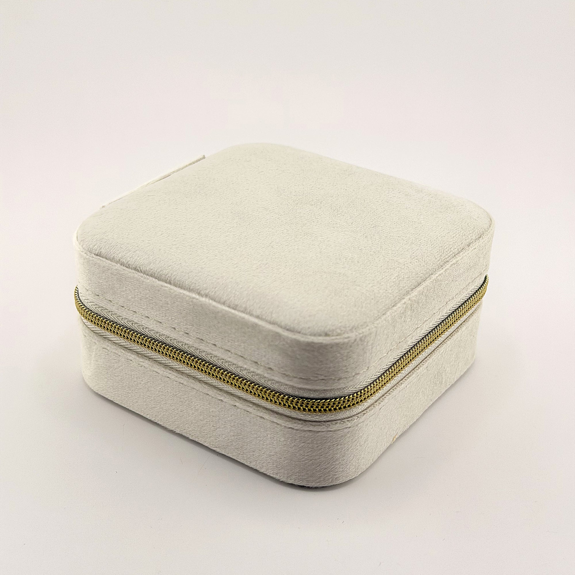 Velvet Square Jewelry Travel Case