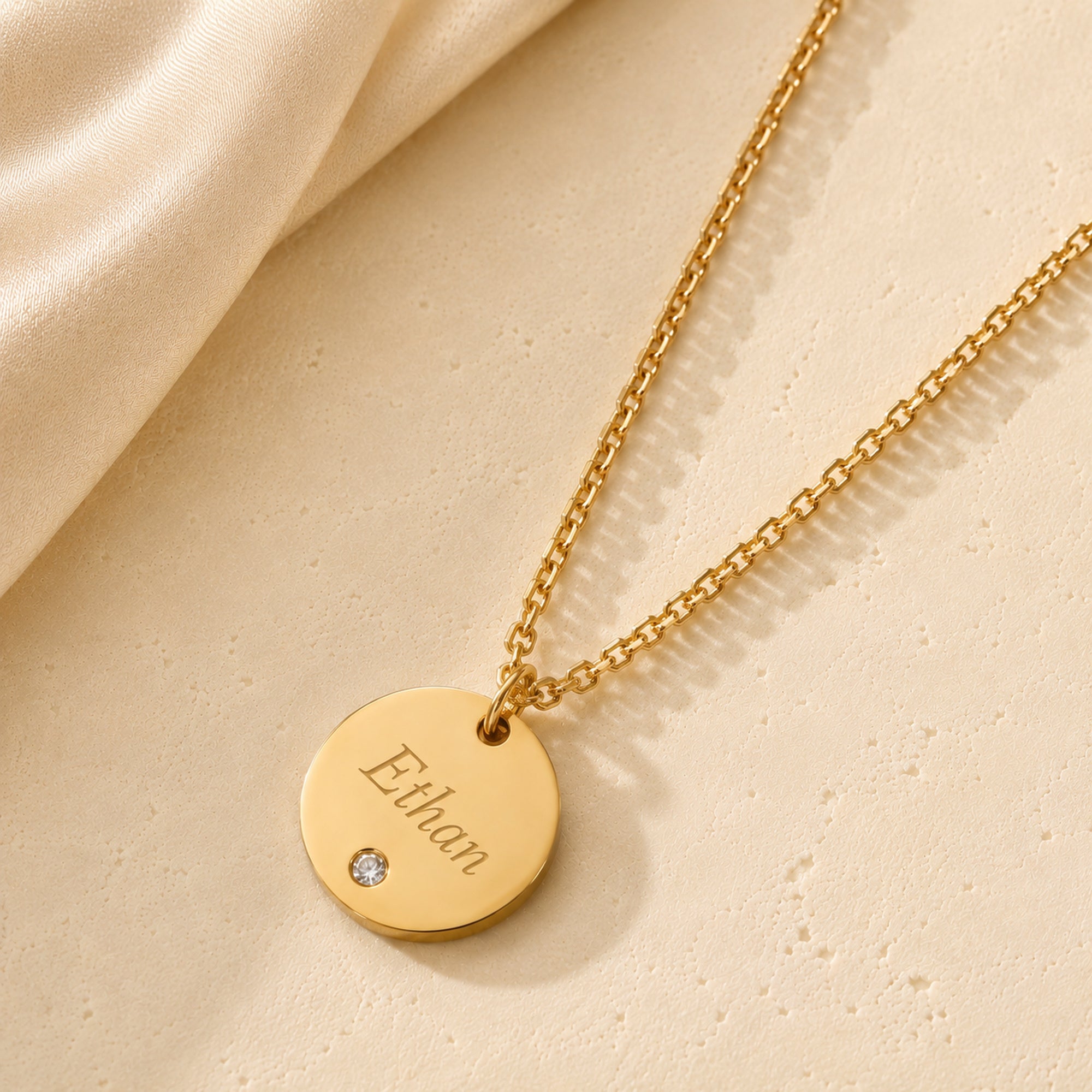 Personalized Round Charm Necklace 18K Waterproof