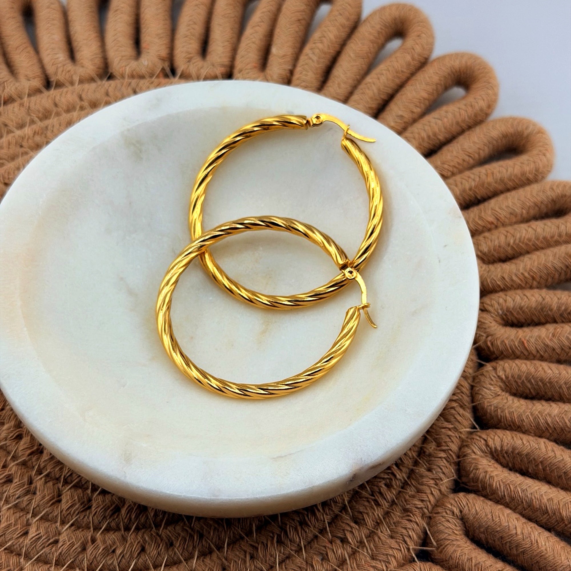 Medium Braided Hoop Earrings 18K Waterproof