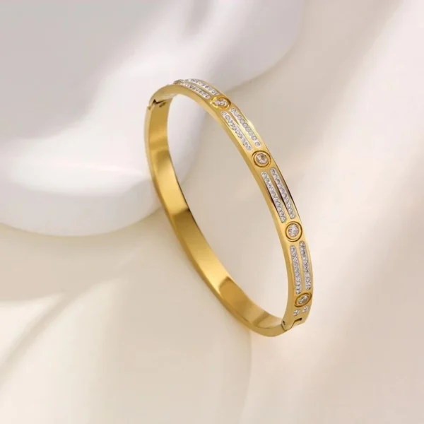 Brazalete geométrico redondo 18K